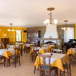 Filosxenia Roxani Country House 3*