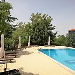 Filosxenia Roxani Country House