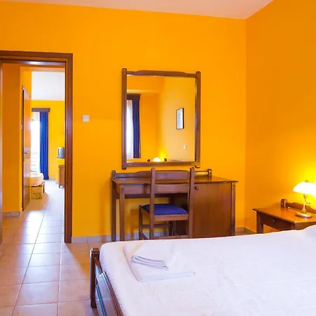 Filosxenia Roxani Country House Hotel 3*