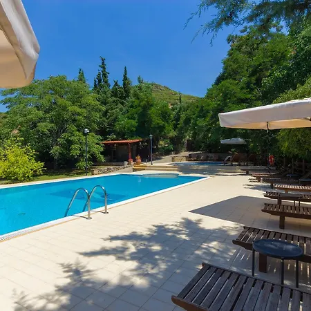 Filosxenia Roxani Country House Hotel 3*