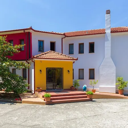 Filosxenia Roxani Country House