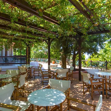 Filosxenia Roxani Country House 3* Marónia
