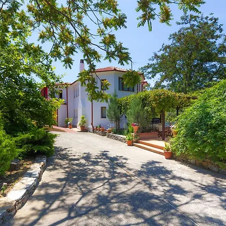 Filosxenia Roxani Country House