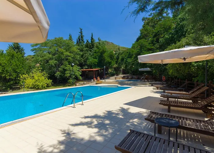 Filosxenia Roxani Country House Otel 3*