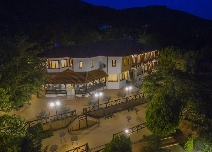 Filosxenia Roxani Country House 3*